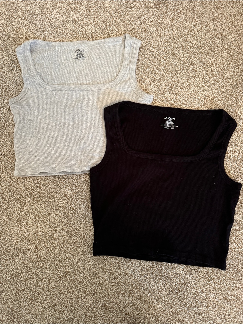 2 small Jockey Ribbed Square-Neck Crop Tank - Black and Light Gray